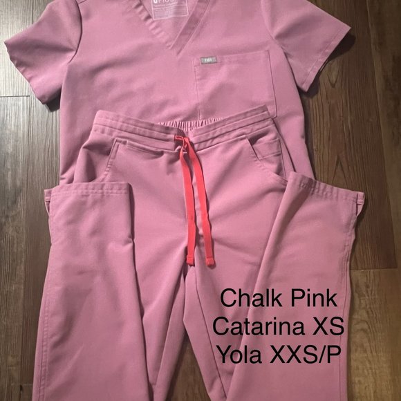 FIGS - CHALK PINK XXS/XS - Picture 1 of 7